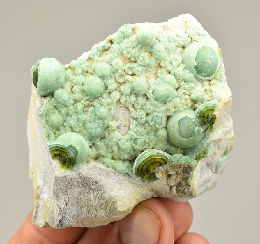 Wavellite - Mauldin Mountain, Montgomery Co., Arkansas