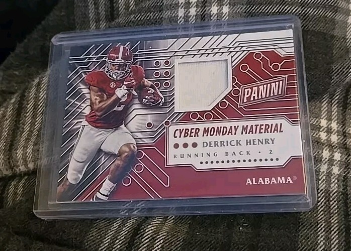 2016 Cyber Monday Derrick Henry Alabama Jersey Patch Relic Card-image