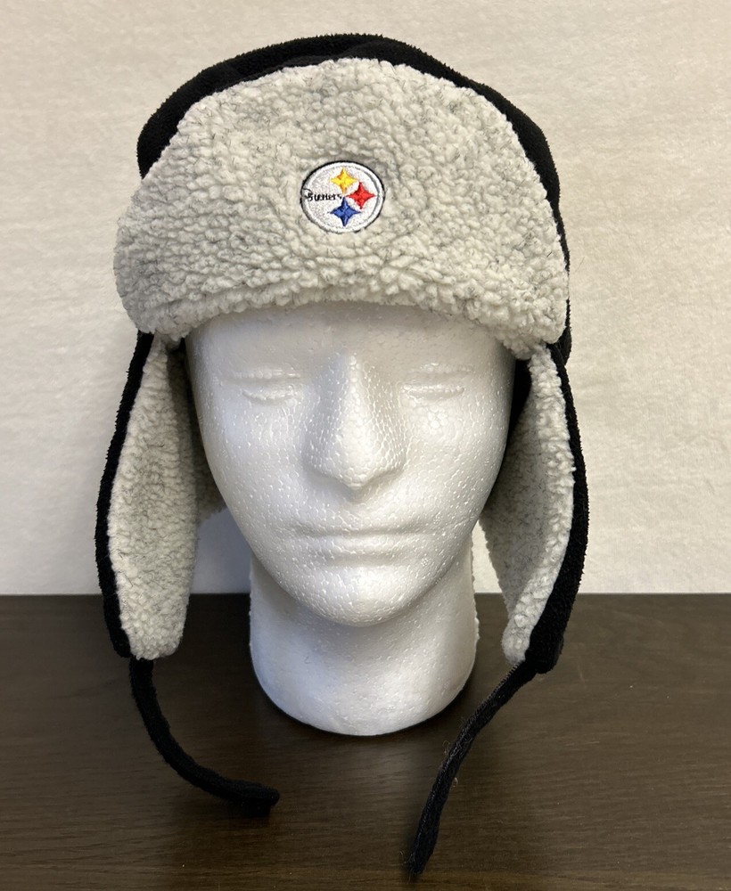 Stay warm with the NFL Pittsburgh Steelers Sherpa Knit Cap in L/XL featuring an embroidered logo
