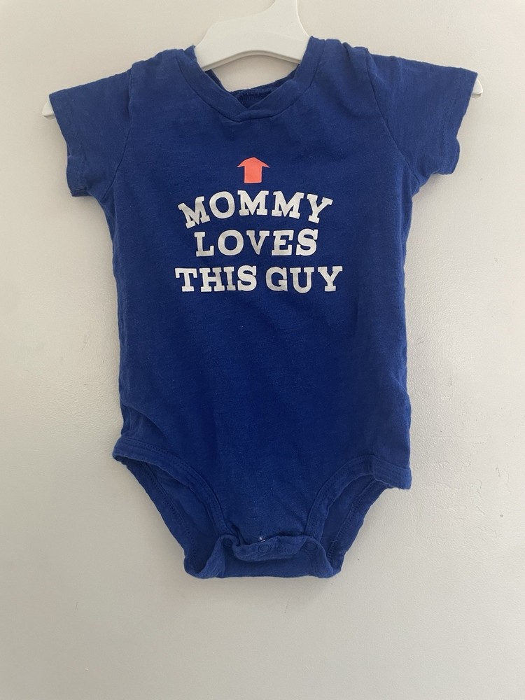 Carters Baby Boy Mommy Loves This Guy 100% Cotton Short Sleeve Bodysuit Blue 12M