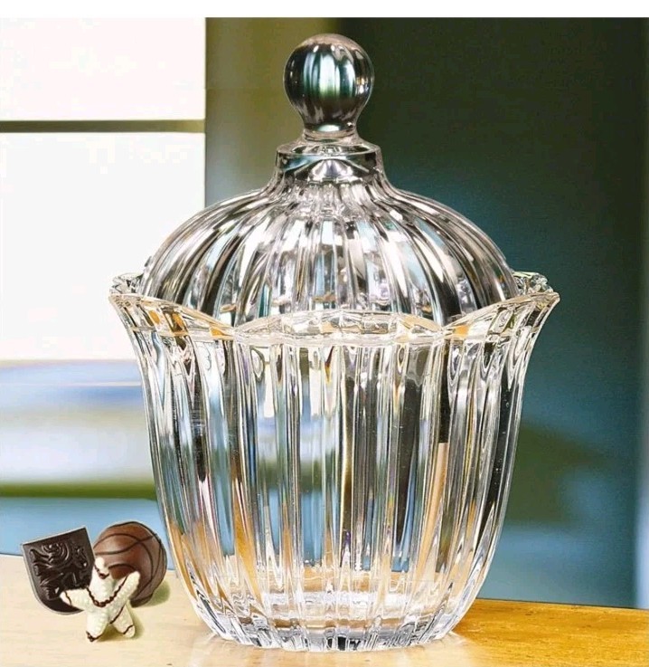 Alexandria Crystal Clear Candy Dish with Scalloped Glass Domed Lid 7.5 Inches