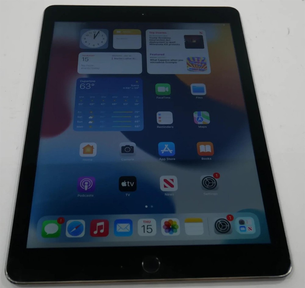 Apple iPad Air 2nd Generation A1566 9.7