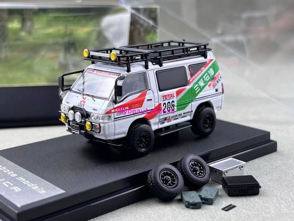 Autobots 1:64 4WD Delica L300 Camper Van #206 Sports Model Diecast Metal Car