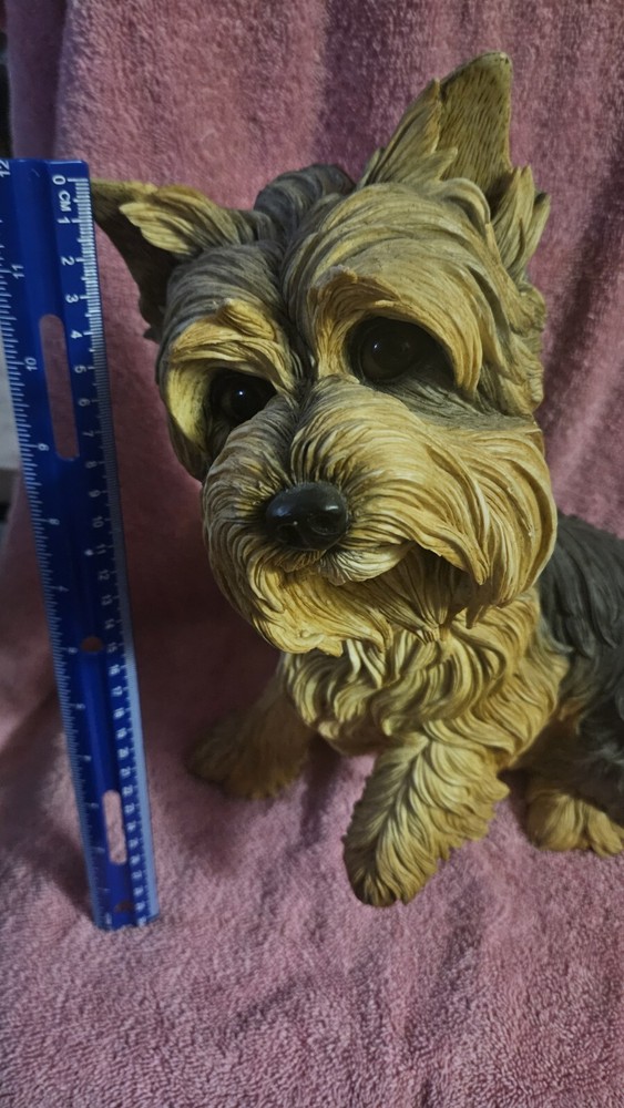 Yorkshire Terrier Statue With Themed Towels