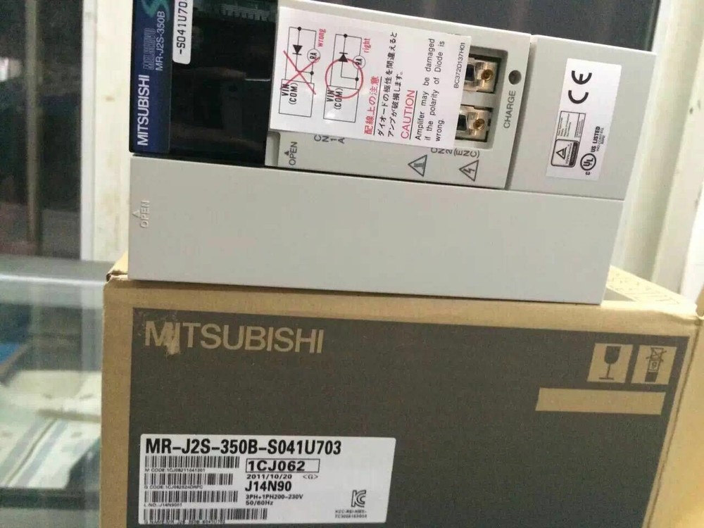 NEW AC SERVO DRIVER MR-J2S-350B-S041U703 FREE EXPEDITED SHIPPING #A6-37