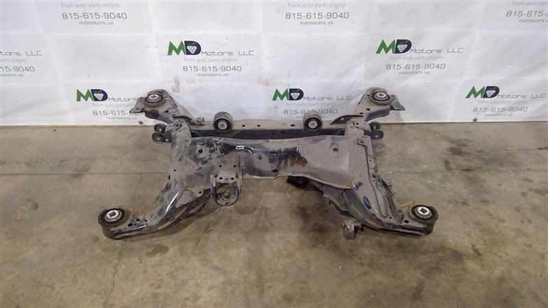 2016-2024 VOLVO XC60 2.0L AWD SUBFRAME CROSSMEMBER REAR CRADLE 32370490 40K