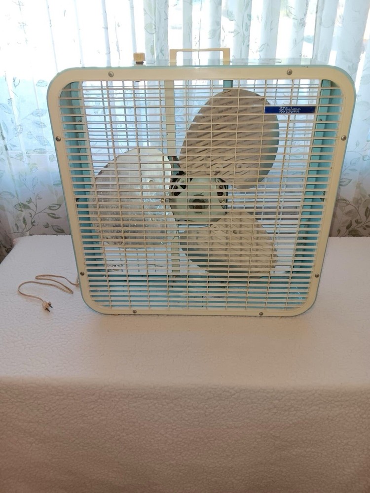 Vintage Windsor Metal Box Fan 3 Speed Powder Blue Metal Blades 22”