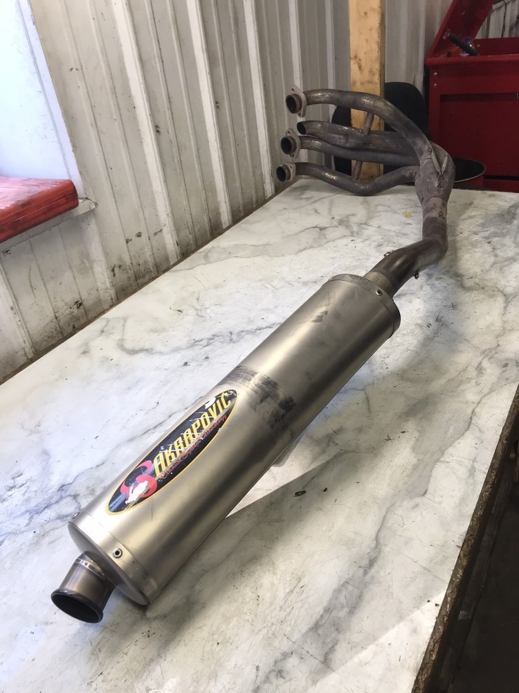 00 Yamaha YZF-R1 YZF R 1000 R1 Akrapovic Muffler Exhaust