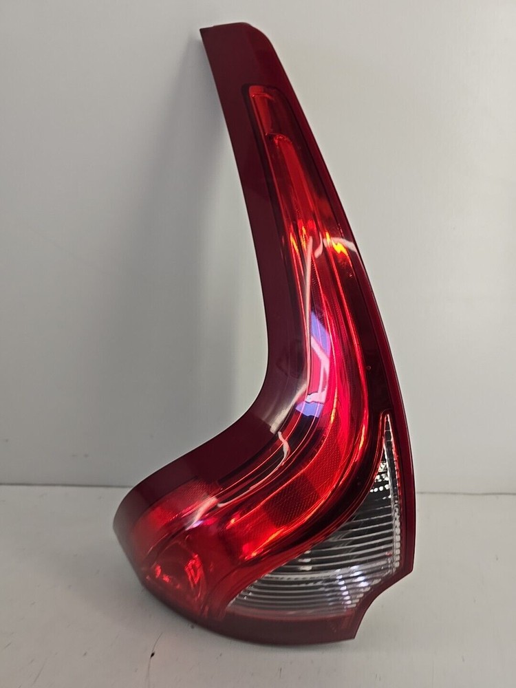 Volvo XC60 Left Rear Tail Light Assembly 2011-2017 OEM 31323034