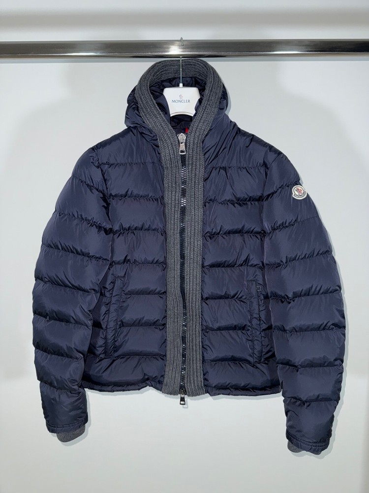 Moncler Jacket Canut Size 2 (S/M) Navy Blue