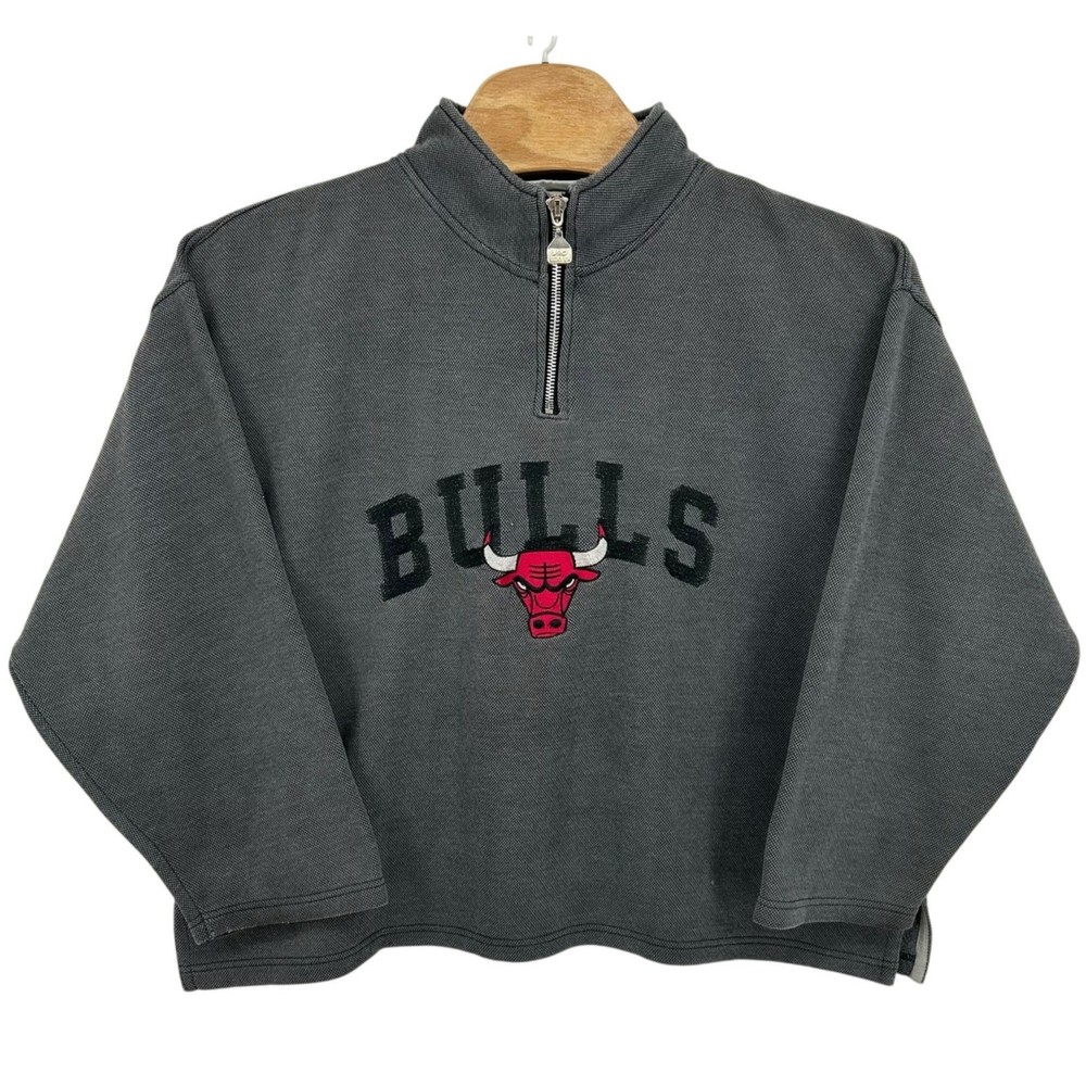 Vintage 90s Men's XL Pro Player Embroidered Chicago Bulls Quarter Zip Sweatshirt