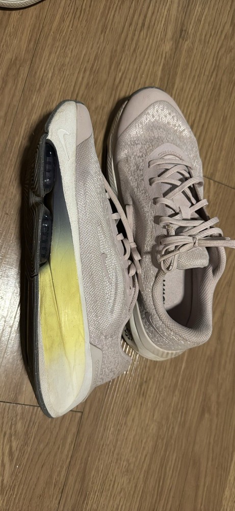 Women’s training Nike Versair Training Size 9