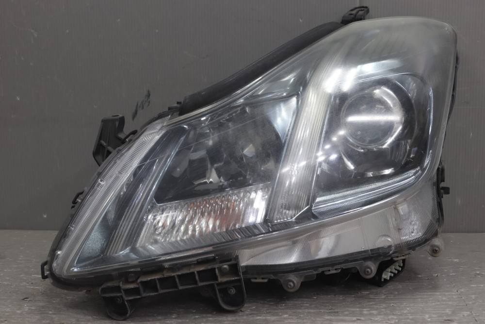 Toyota Crown Athlete GRS204 Left HID Headlight OEM Stanley Used C Grade