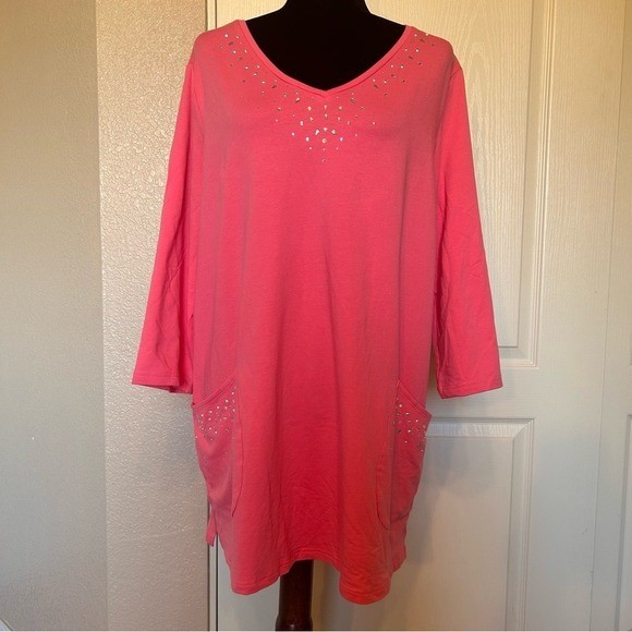 NWOT Quacker Factory Coral Pink with Rhinestones V Neckline Blouse Size XL