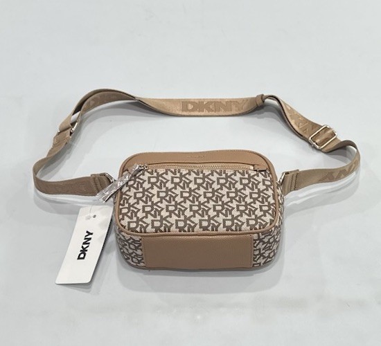 DKNY Women’s Crossbody Bag with Zip, Brown, One Size