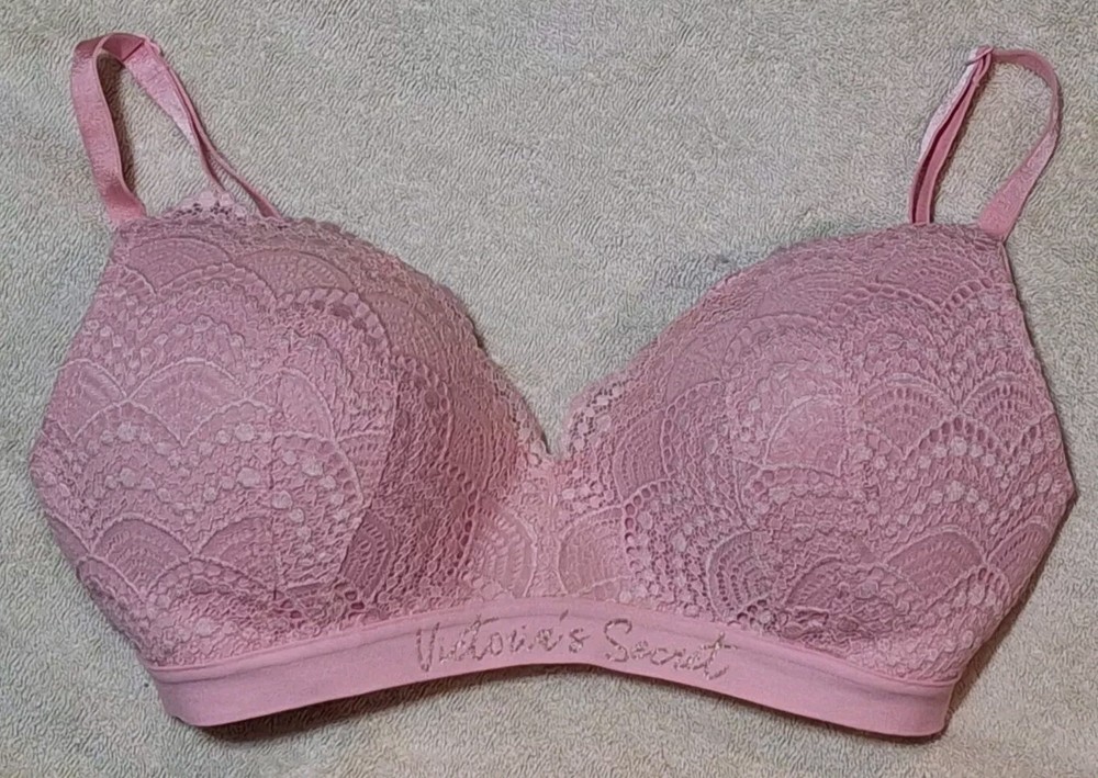 Sexy Sujetador de Encaje Victorias Secret 34DD Rosa Forrado Sin Alambres Correas Ajustables