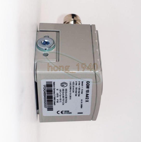 1PCS DUNGS GGW10A4/2X pressure switch New