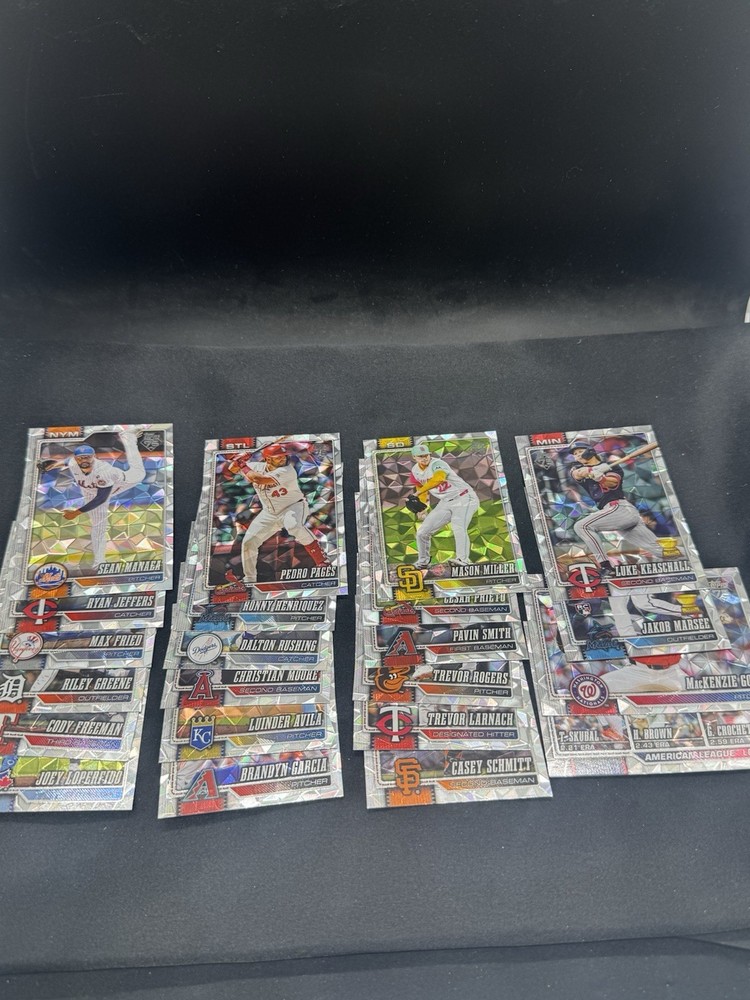 2026 Topps Series 1 Baseball  - Silver Diamante Foil Parallel (Lot of 22 cards)
