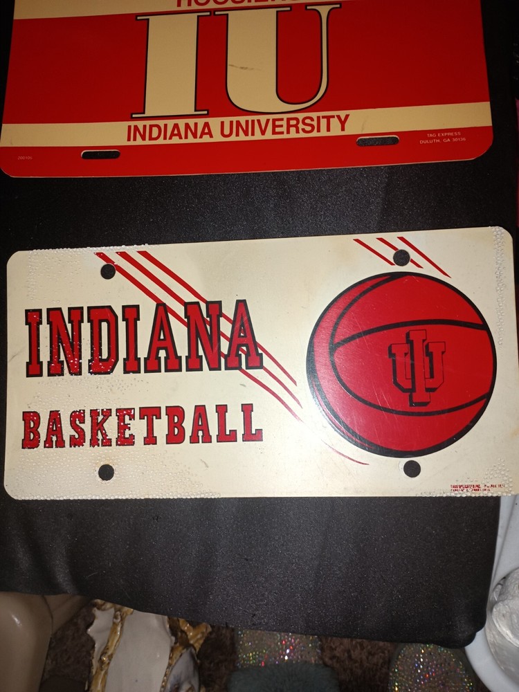 Vintage I U Plastic License Plate