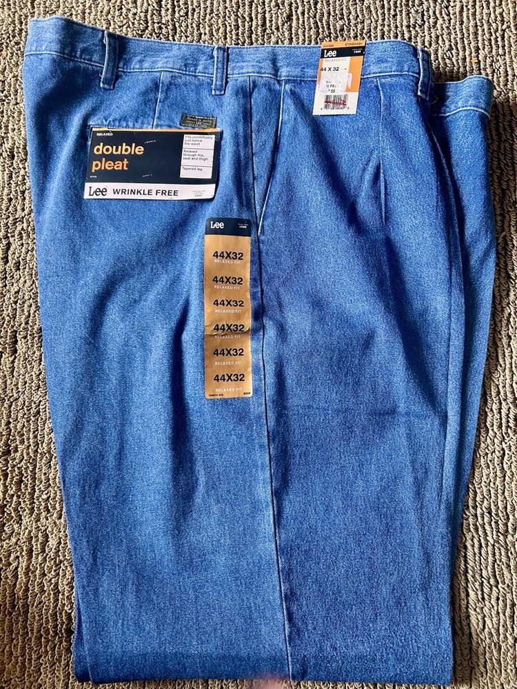 NWT Lee Men 44x30 Relaxed Fit Tapered Leg Double Pleat Denim Jeans 100% Cotton