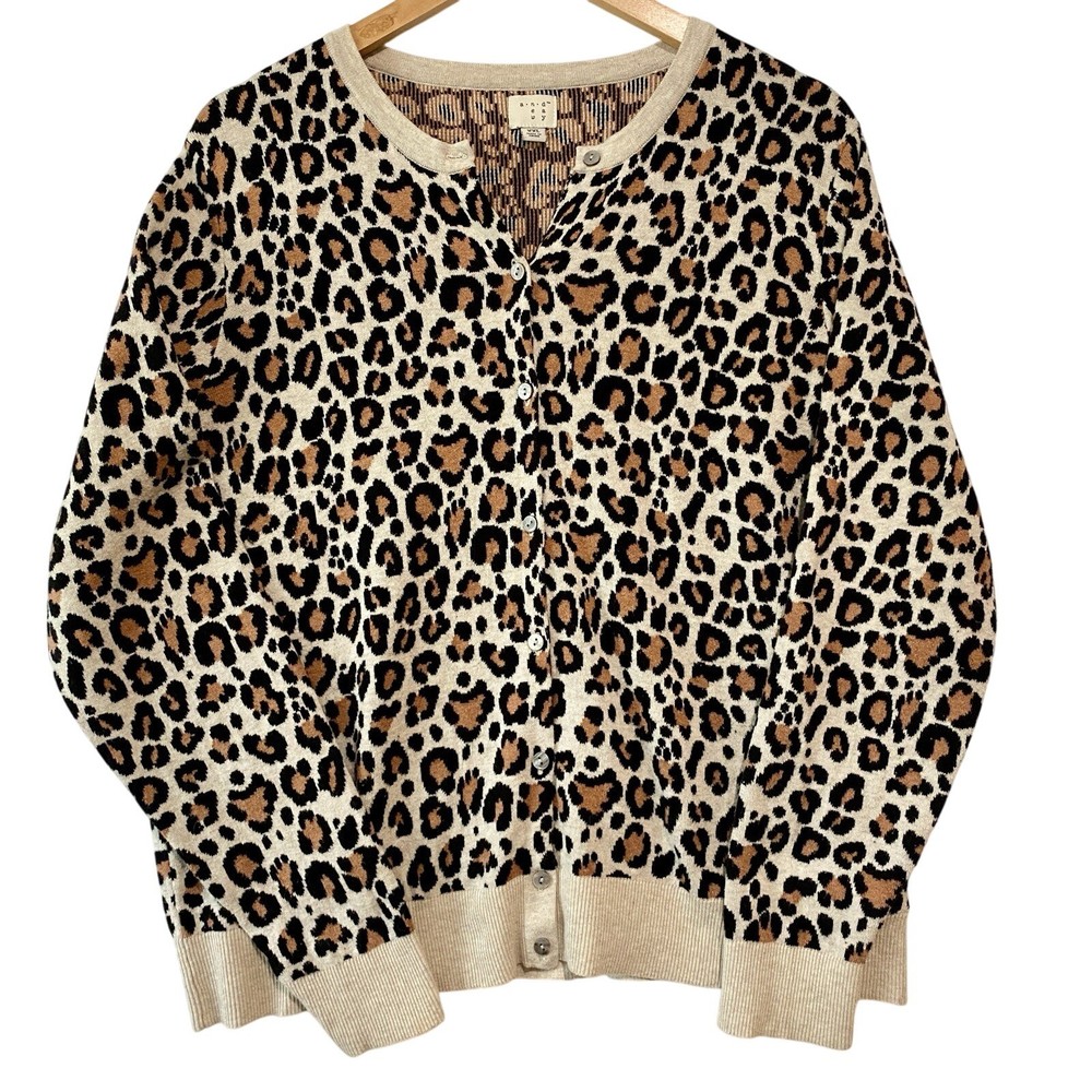 A New Day Womens Sweater Cardigan Button Up Beige XXL Animal Print Cheetah