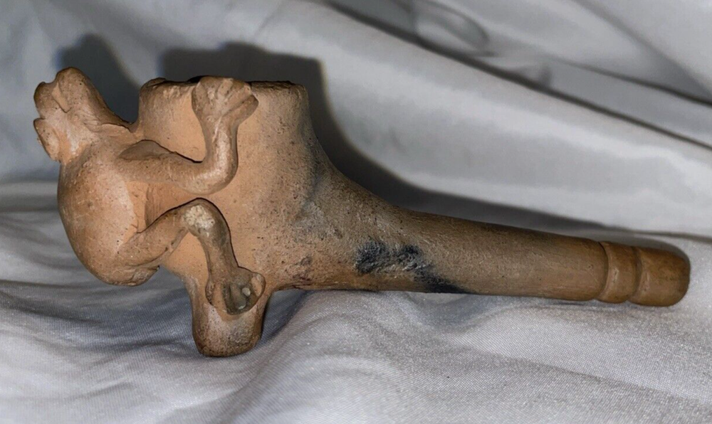 Vintage Guatemalan Smoking Pipe Clay Hand Made Frog