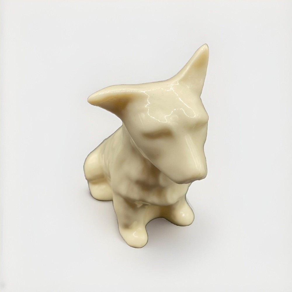 BELLEEK IRELAND SCOTTIE TERRIER 3RD GREEN MARK 3 1/2