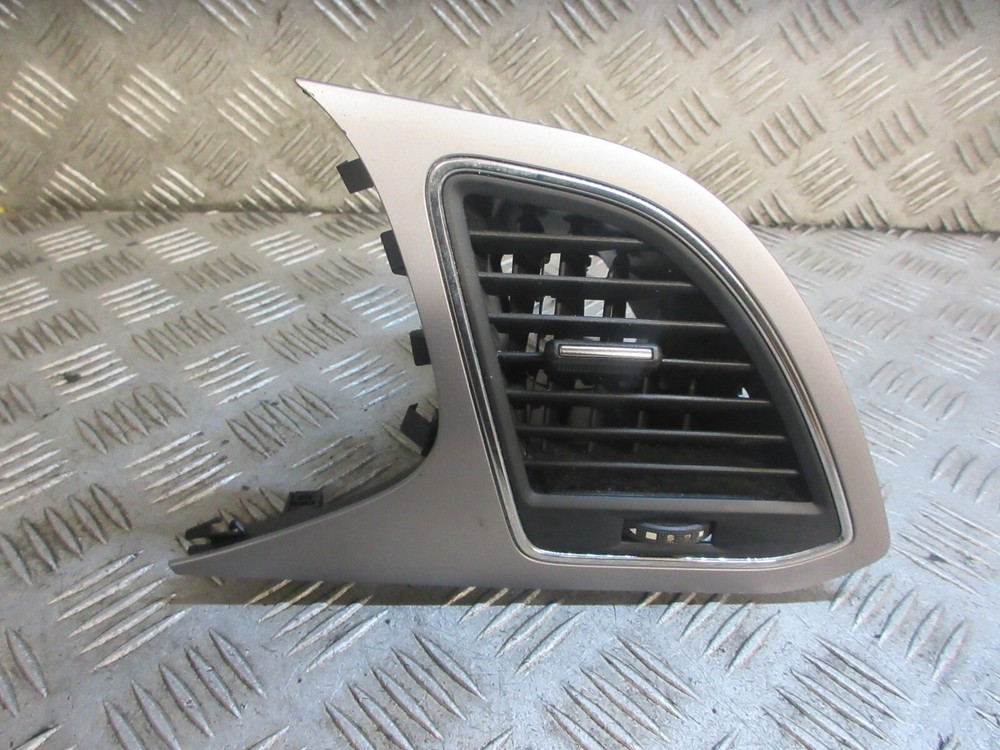 2018 SEAT LEON 1.2 TSI SE 5DR 5F MK3 DRIVERS SIDE FRONT AIR VENT