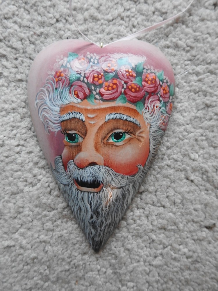 Vintage Jody Tidwell 2000 Victorian Heart Santa Face Ornament 4 1/4
