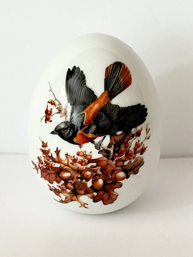 Vintage 1984 Avon Porcelain Autumn Magic Egg Free Standing Decor