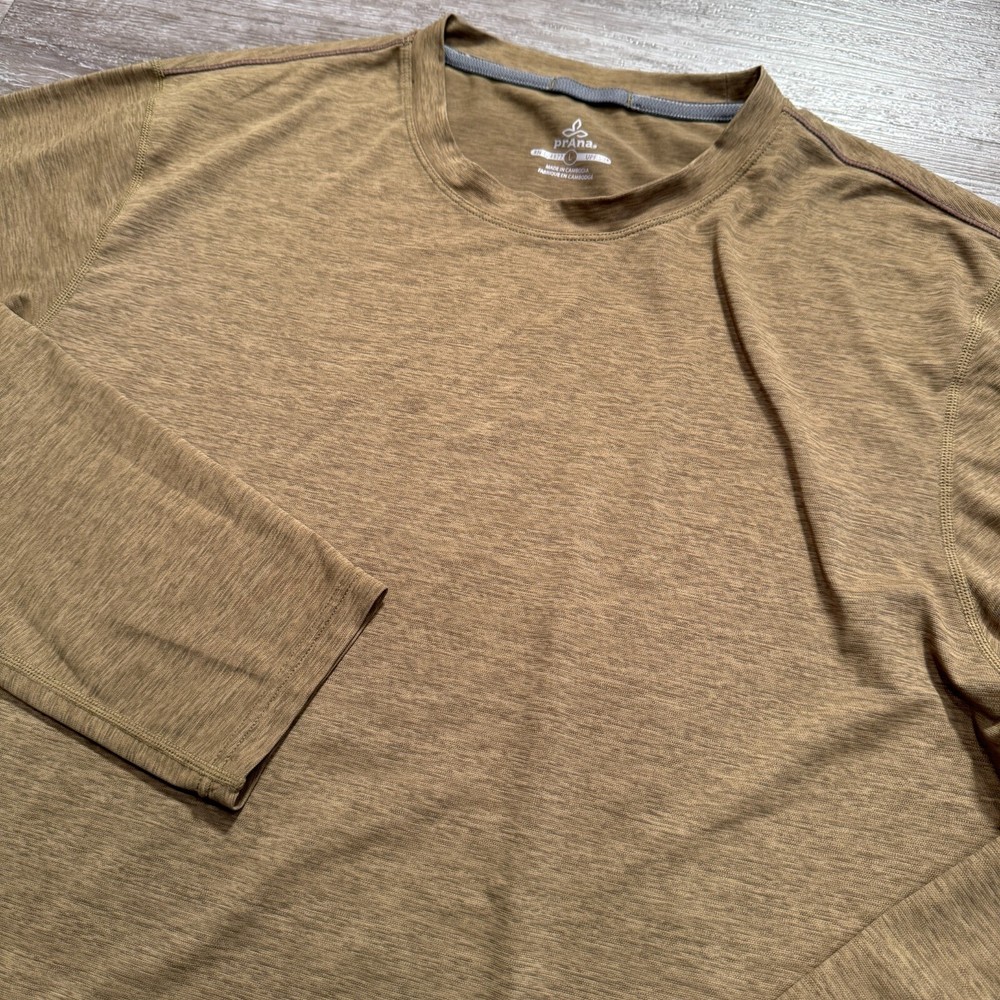 Men's Large Green Prana UPF 50+ Performance Shirt for Outdoor Base Layer