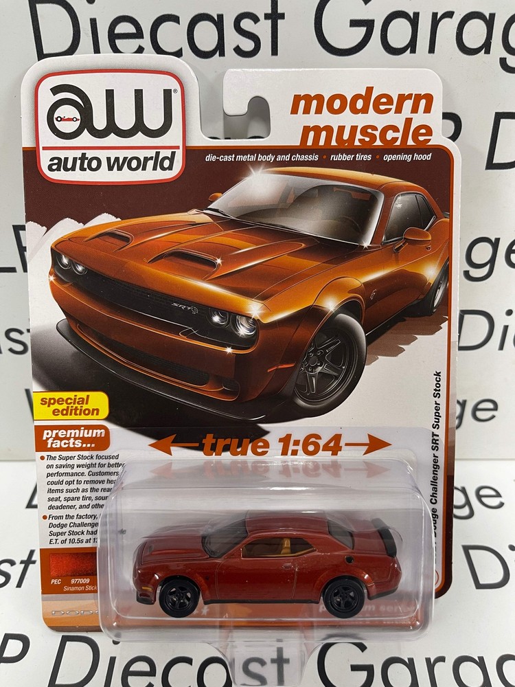 AUTO WORLD 2021 Dodge Challenger SRT Super Stock Sinamon Stick 1:64 Scale Diecast Model Collectible Car
