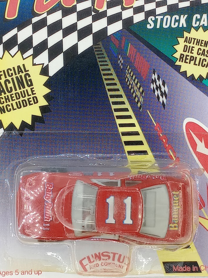 Vintage  Pit Row #11 Stock Car Die Cast Scale 1:64 New