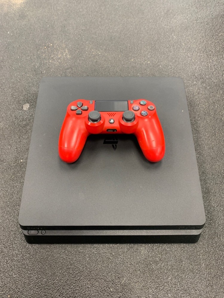 SONY PS4 - SYSTEM - CUH-2115B - 1TB (P07002926)