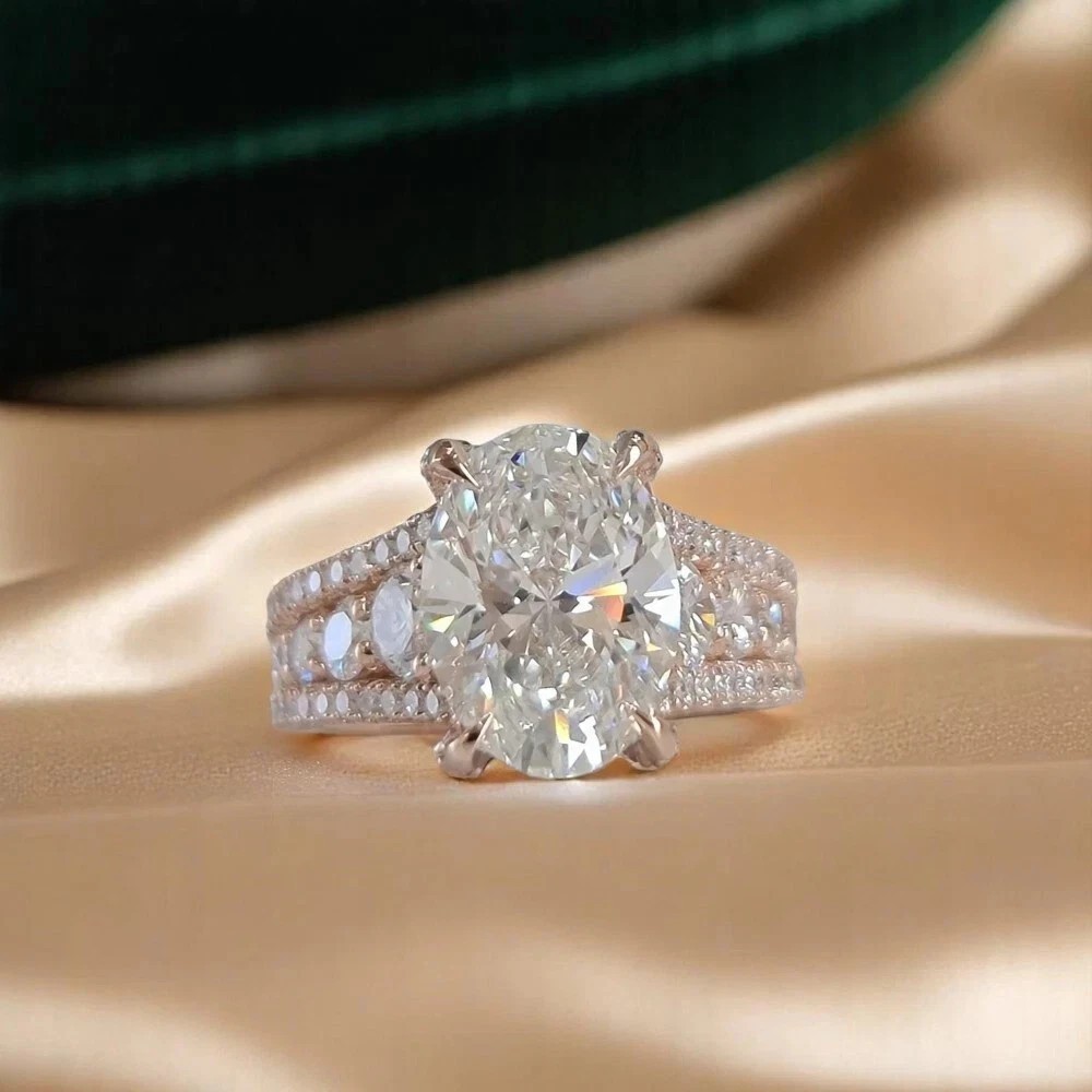 2.50Ct Oval Simulated Diamond Gorgeous Engagement Ring In 14k White Gold Plated