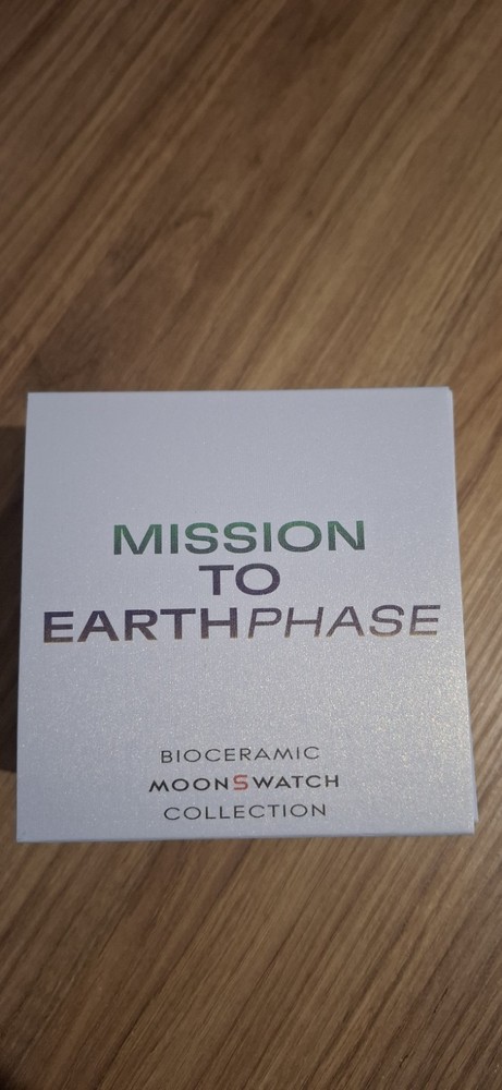 Omega x Swatch MoonSwatch – Mission to Earthphase