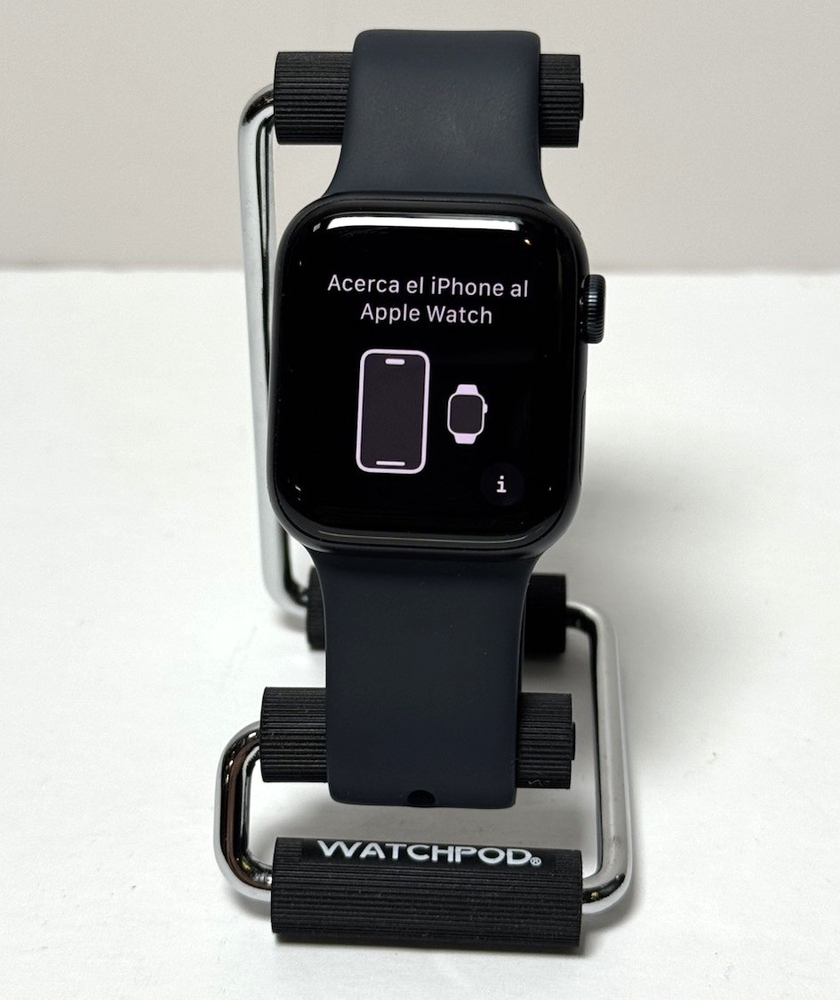 Apple Watch SE 2nd Gen 40MM Midnight Aluminum Sport Band A2726-Unlocked