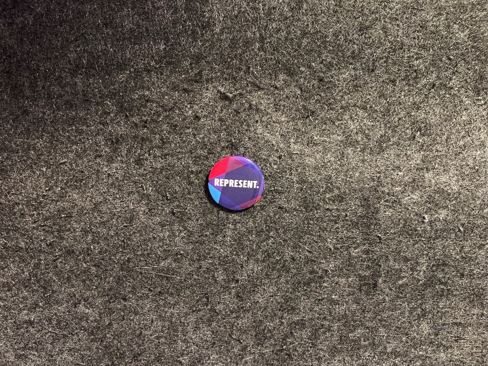 19th News Represent Button