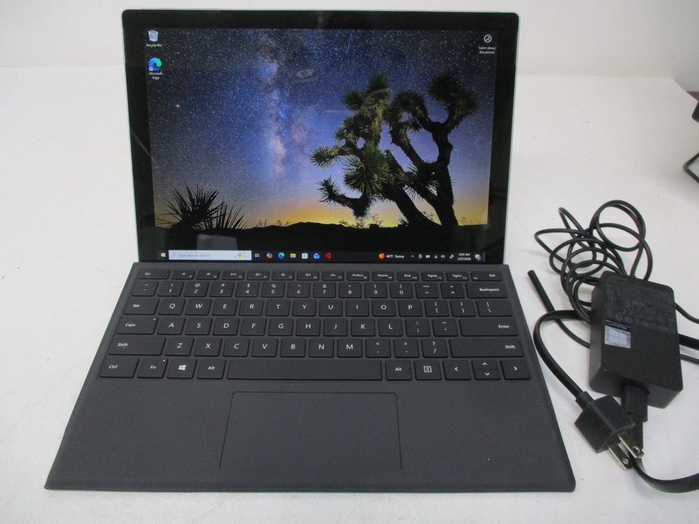 Microsoft Surface Pro 5 1796 Core i5-7300U 8GB Ram 256GB HD