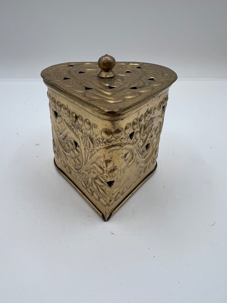 Vtg Brass Heart Shaped Trinket box with lid