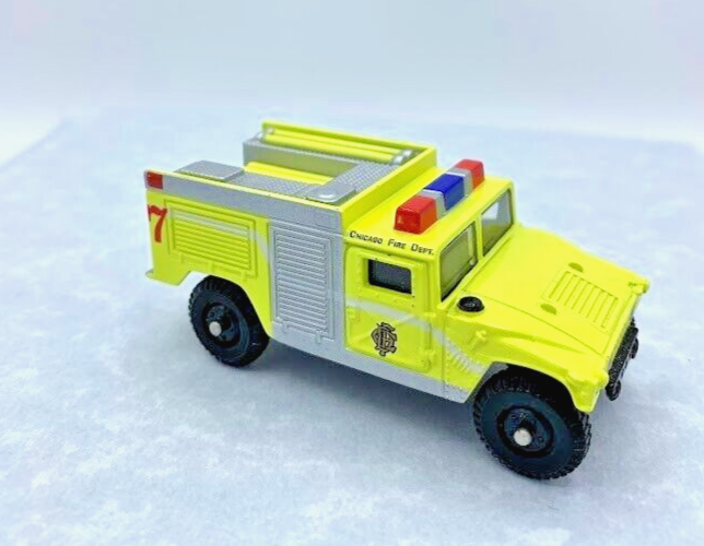 Corgi Appx 8cm Long CS90233 - HMMWV Chicago Fire Truck O'Hare Airport - Yellow