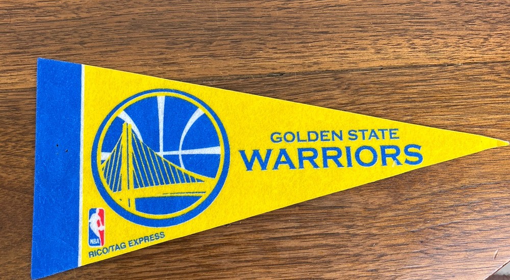 Golden State Warriors Vtg NBA Basketball Mini Pennant 4