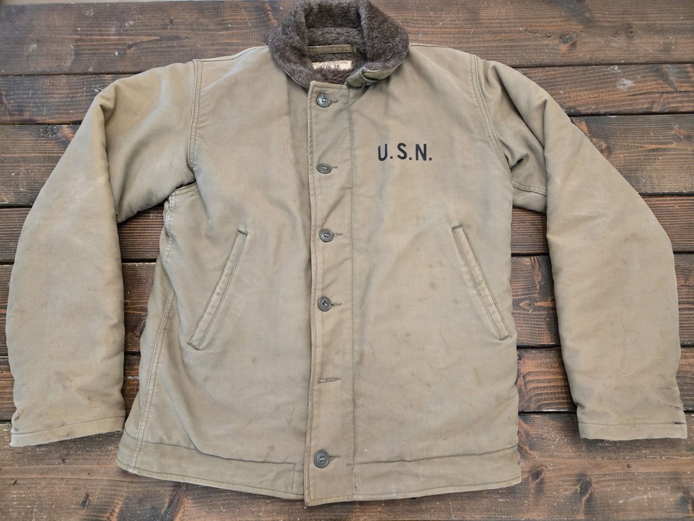 Vintage WW2 USN Deck Jacket Alpaca Lined 40s Size 38. Original US Navy.
