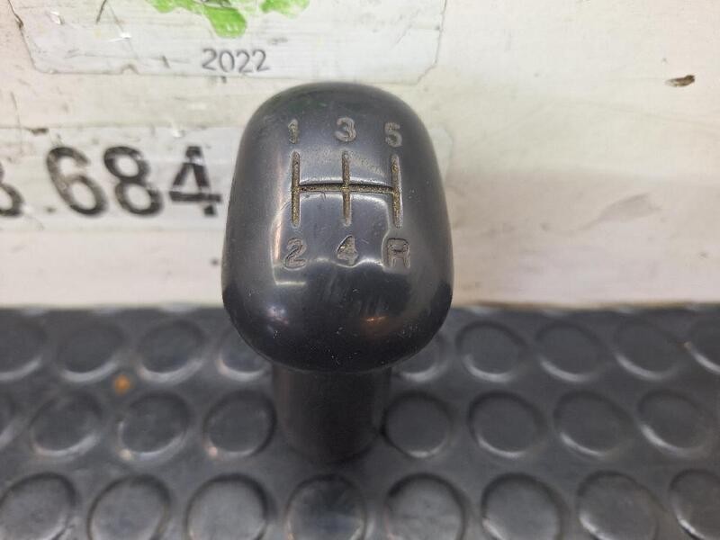 Shift Knob Nissan Atleon 120 2000 113444