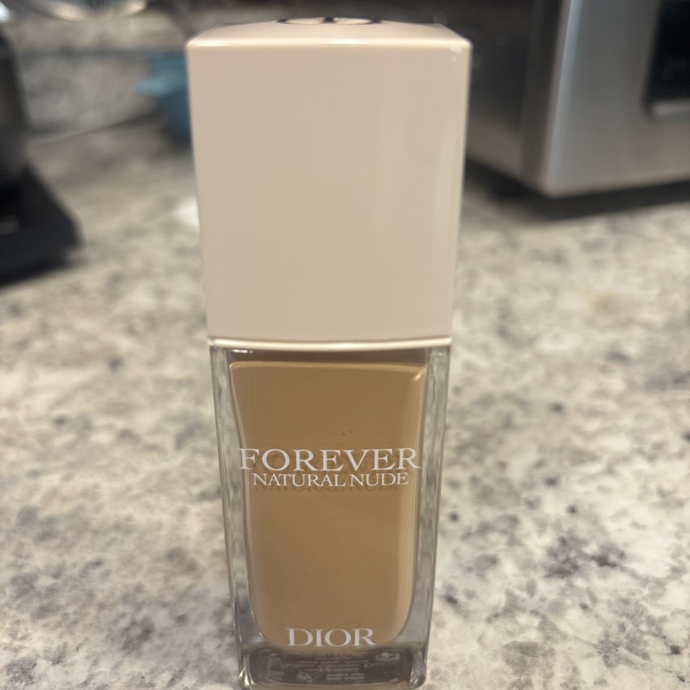 Dior Forever Natural Nude Foundation in Warm Shade 3W