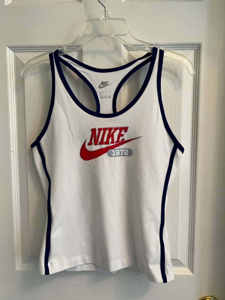 SLEEVELESS SHIRT/TANK - Nike - Athletic - Workout -Jersey - White - Medium