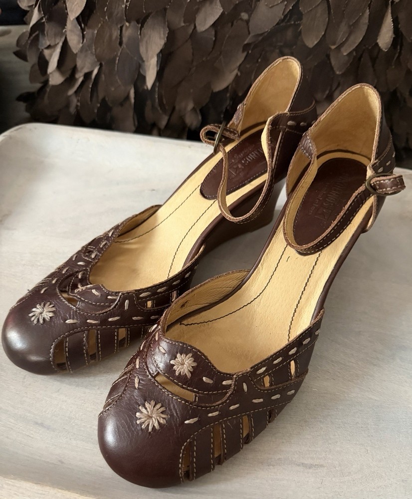 New Pikolinos Women’s Brown Leather Wedge Sandals Size 37