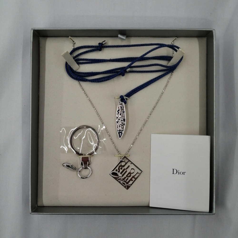 Dior Surf Necklace and Smartphone Ring Set Y0809