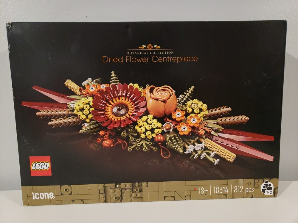 LEGO Icons Dried Flower Centerpiece Craft Set for Adults Botanical Collection