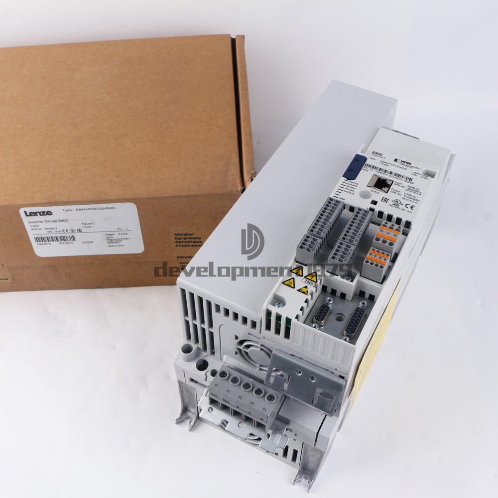 ONE Lenze E84AVTCE7524SX0 New IN box